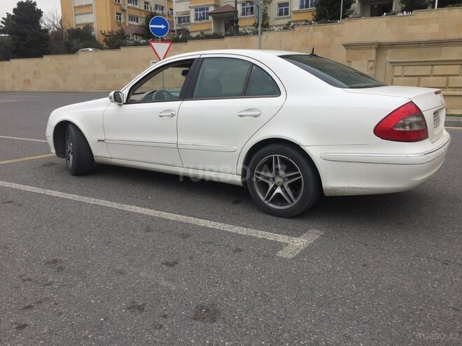 Mercedes E 240 2003, 317,000 km - 2.6 l - Bakı