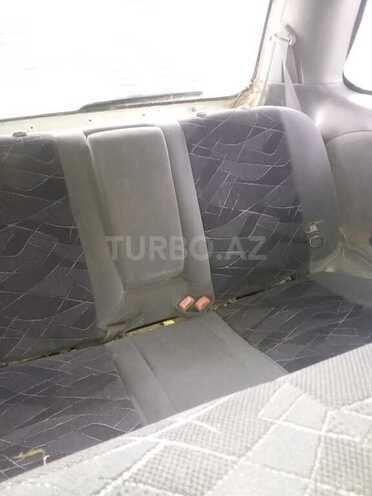 Toyota  2000, 526,970 km - 0.3 l - Salyan