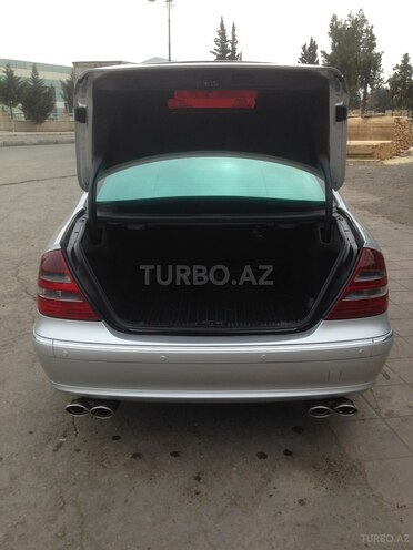 Mercedes E 270 2004, 292,678 km - 2.7 l - Goranboy