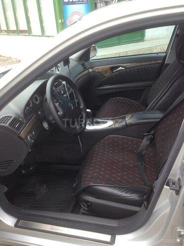 Mercedes E 270 2004, 292,678 km - 2.7 l - Goranboy