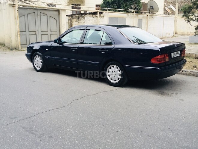 Mercedes E 200 1999, 348,000 km - 2.0 л - Bakı