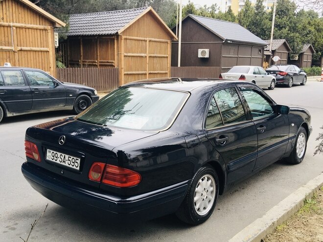 Mercedes E 200 1999, 348,000 km - 2.0 л - Bakı