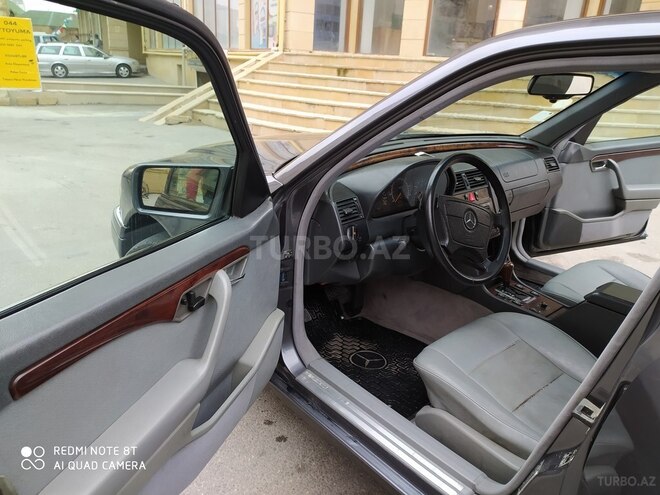 Mercedes C 230 1997, 289,635 km - 2.3 l - Bakı