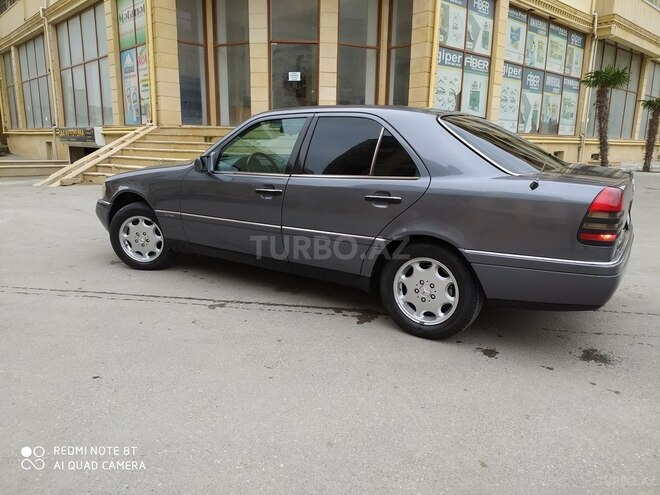 Mercedes C 230 1997, 289,635 km - 2.3 l - Bakı