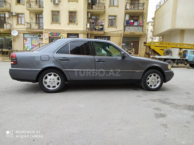 Mercedes C 230 1997, 289,635 km - 2.3 l - Bakı