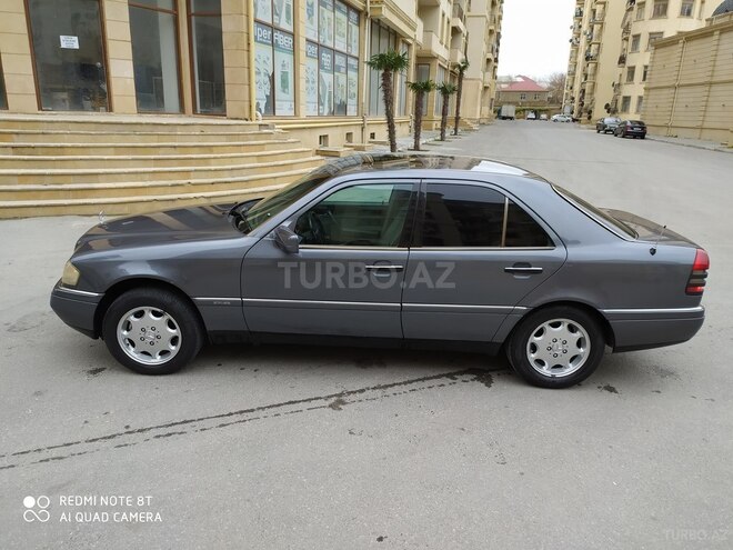 Mercedes C 230 1997, 289,635 km - 2.3 l - Bakı