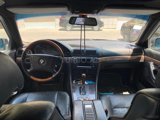 BMW 740 1998, 270,000 km - 4.4 l - Gəncə