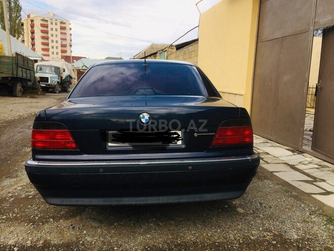BMW 740 1998, 270,000 km - 4.4 l - Gəncə