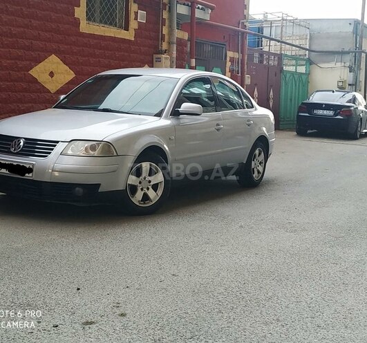Volkswagen Passat 2001, 286,000 km - 1.8 l - Bakı