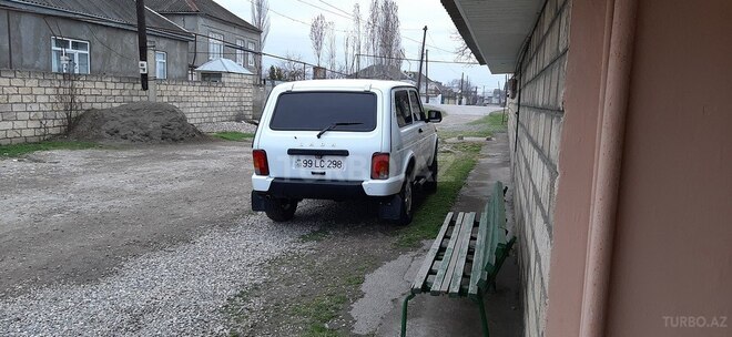 LADA (VAZ) Niva 2014, 86,000 km - 1.7 л - Xudat