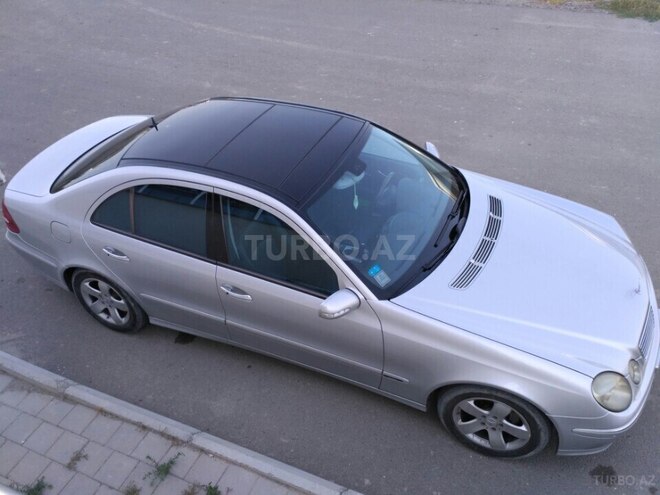 Mercedes E 270 2002, 304,000 km - 2.7 l - Bakı