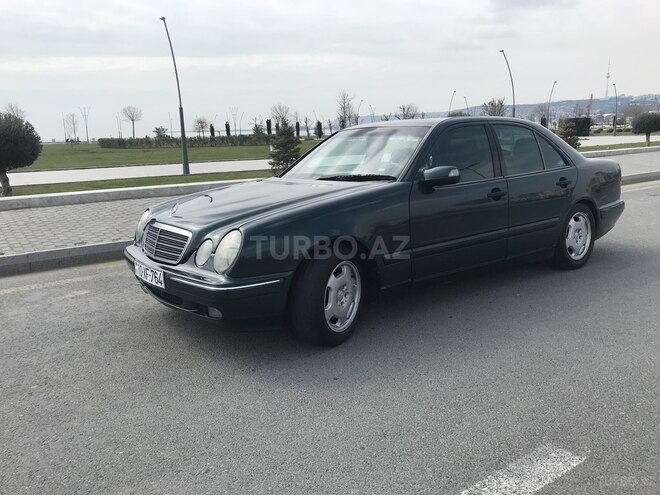 Mercedes E 230 1996, 321,000 km - 2.3 л - Bakı