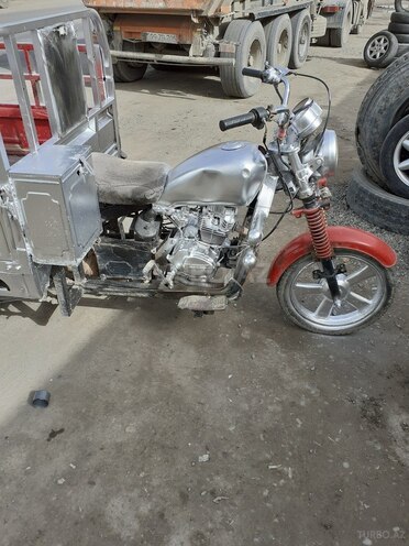 Muravey Muravey-2 01 2015, 1,000 km - 0.2 l - Saatlı