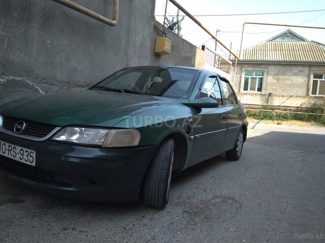 Opel Vectra 1995, 440,000 km - 1.6 l - Bakı