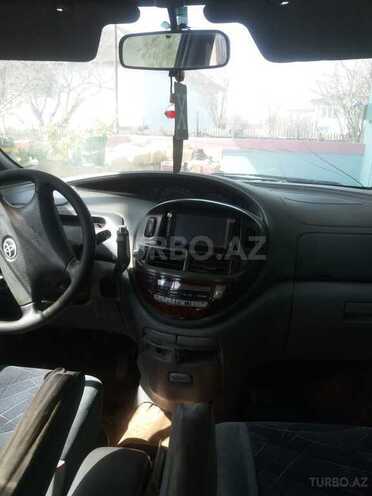 Toyota Previa 2000, 525,883 km - 0.3 л - Salyan