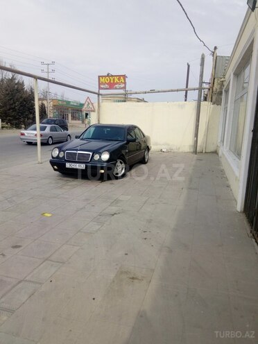 Mercedes E 240 1997, 338,546 km - 2.4 l - Bakı