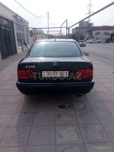 Mercedes E 240 1997, 338,546 km - 2.4 l - Bakı