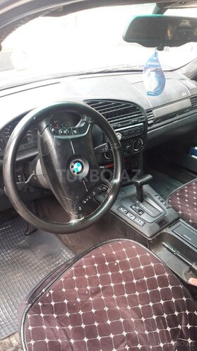BMW 320 1995, 180,000 km - 0.2 l - Sumqayıt