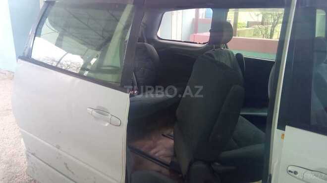 Toyota Previa 2000, 523,697 km - 0.3 l - Salyan