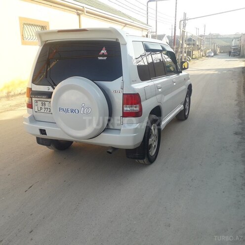 Mitsubishi Pajero io 1999, 200,000 km - 1.8 л - Bakı