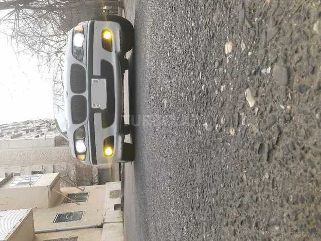 BMW 325 2003, 186,000 km - 2.5 l - Bakı