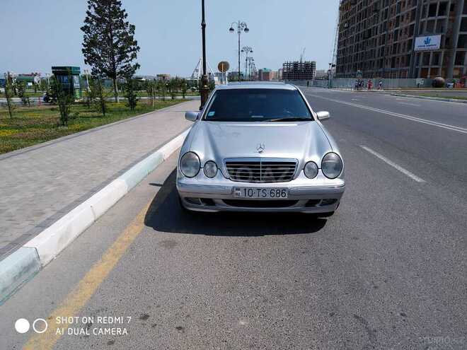 Mercedes E 240 1999, 232,421 km - 2.4 л - Sumqayıt