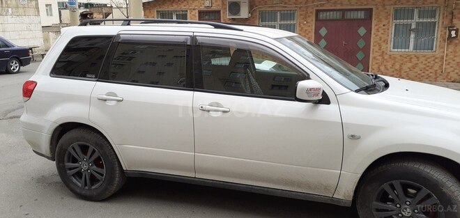 Mitsubishi Airtrek 2002, 290,000 km - 0.3 л - Bakı