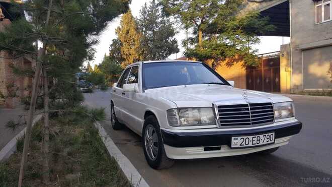Mercedes 190 1992, 35,000 km - 0.2 l - Gəncə