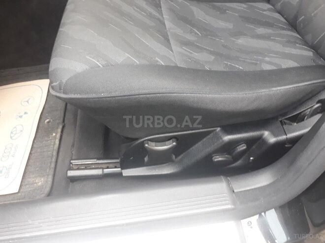 Mercedes E 240 2000, 339,000 km - 2.6 л - Bakı