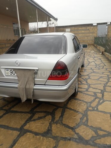 Mercedes C 180 1997, 233,000 km - 1.8 л - Bakı