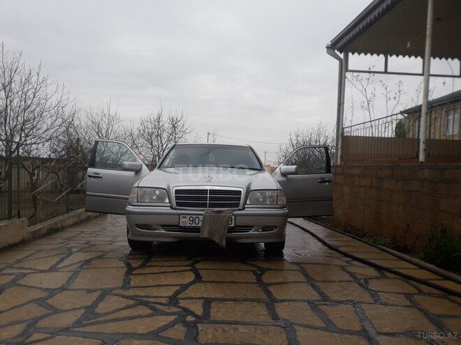 Mercedes C 180 1997, 233,000 km - 1.8 л - Bakı