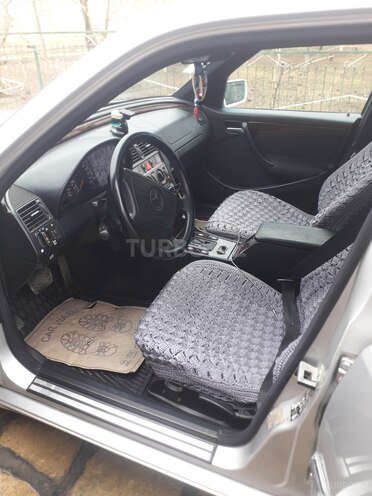 Mercedes C 180 1997, 233,000 km - 1.8 л - Bakı