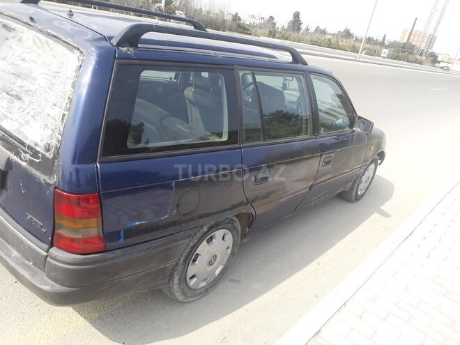 Opel Astra 1995, 338,000 km - 1.7 l - Bakı