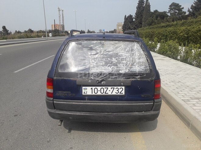 Opel Astra 1995, 338,000 km - 1.7 l - Bakı