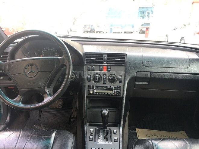 Mercedes C 220 1995, 400,000 km - 2.2 l - Bakı