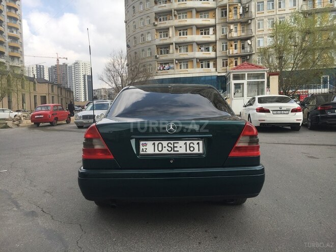 Mercedes C 220 1995, 400,000 km - 2.2 l - Bakı