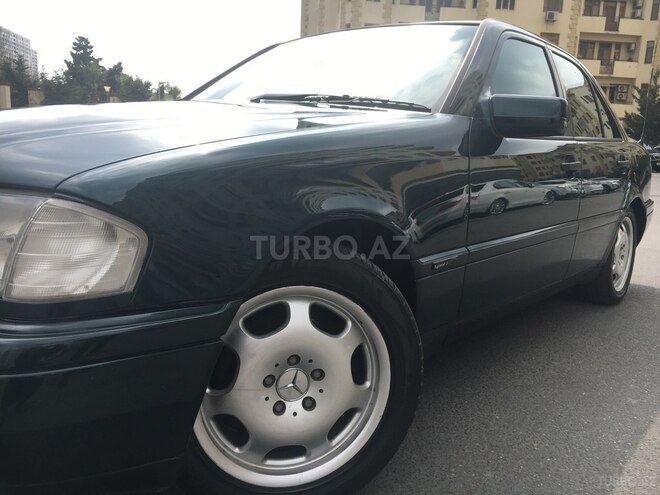 Mercedes C 220 1995, 400,000 km - 2.2 l - Bakı