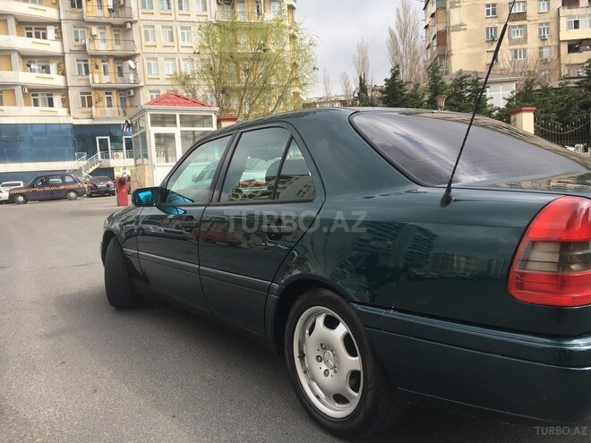 Mercedes C 220 1995, 400,000 km - 2.2 l - Bakı