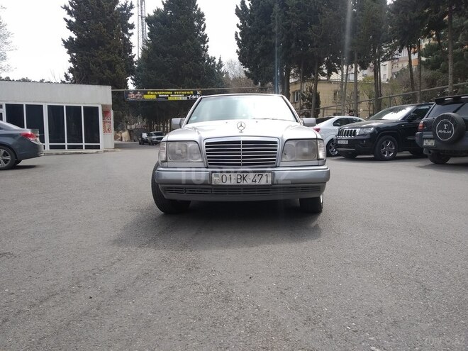Mercedes E 250 1994, 427,963 km - 2.5 l - Bakı