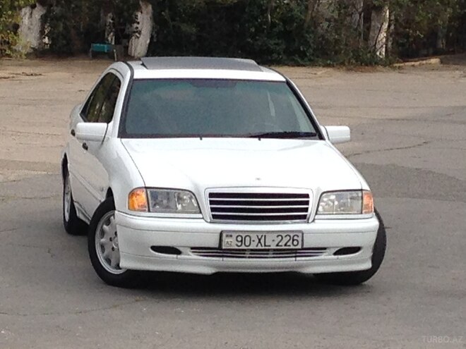 Mercedes C 240 1999, 238,526 km - 2.4 l - Bakı