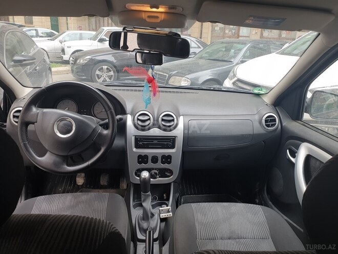 Dacia Logan 2009, 276,000 km - 1.5 l - Bakı