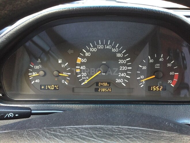 Mercedes C 240 1999, 238,526 km - 2.4 l - Bakı