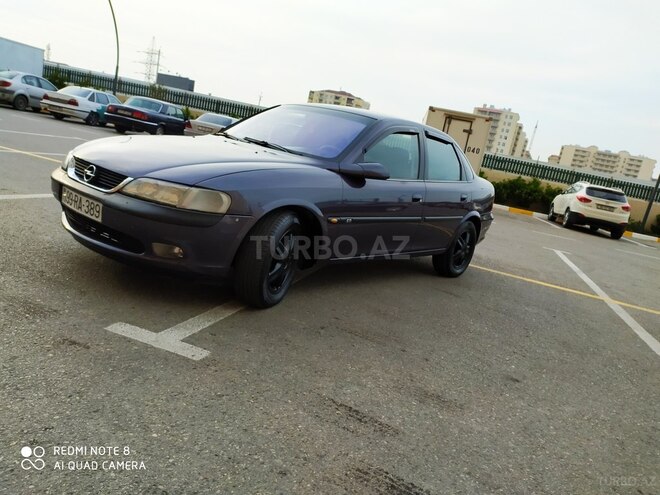 Opel Vectra 1997, 267,350 km - 2.0 l - Bakı