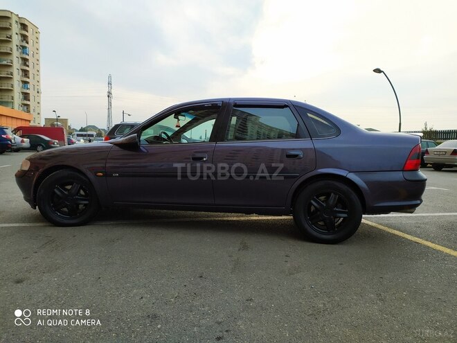 Opel Vectra 1997, 267,350 km - 2.0 l - Bakı
