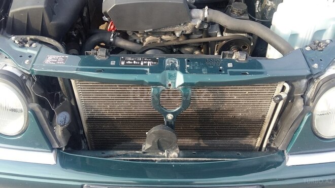 Mercedes E 200 1997, 410,000 km - 2.0 l - Sumqayıt