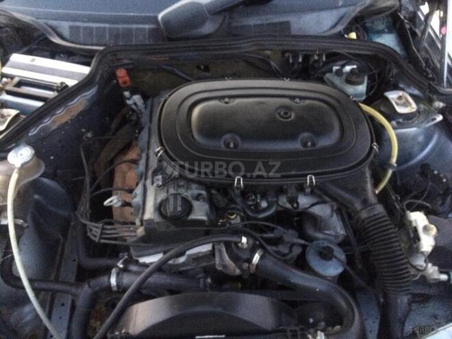 Mercedes 190 1992, 285,000 km - 1.8 л - Bakı