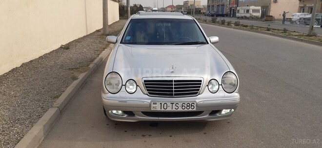 Mercedes E 240 1999, 232,421 km - 2.4 л - Sumqayıt