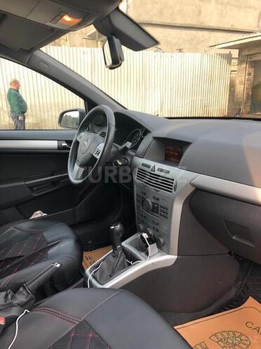 Opel Astra 2009, 198,000 km - 1.4 л - Bakı