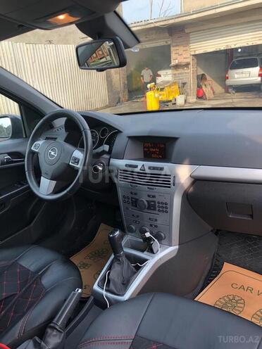 Opel Astra 2009, 198,000 km - 1.4 л - Bakı
