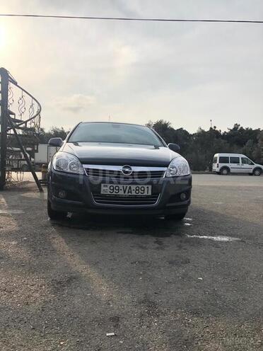 Opel Astra 2009, 198,000 km - 1.4 л - Bakı